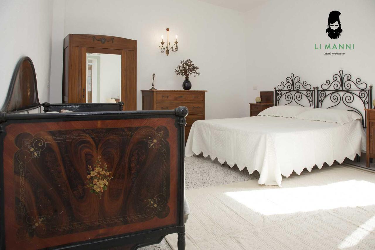 Locanda Li Manni Aggius Exteriör bild