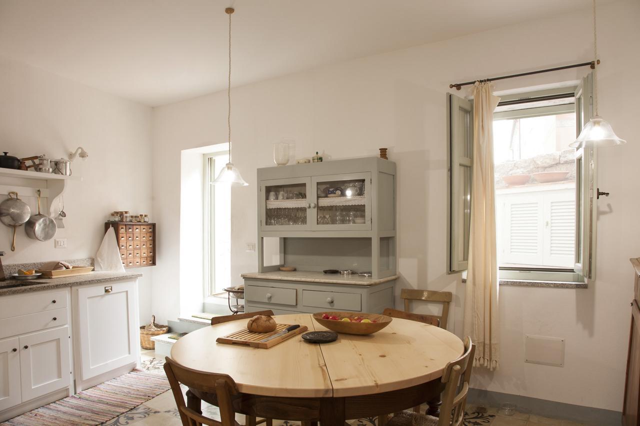 Locanda Li Manni Aggius Exteriör bild